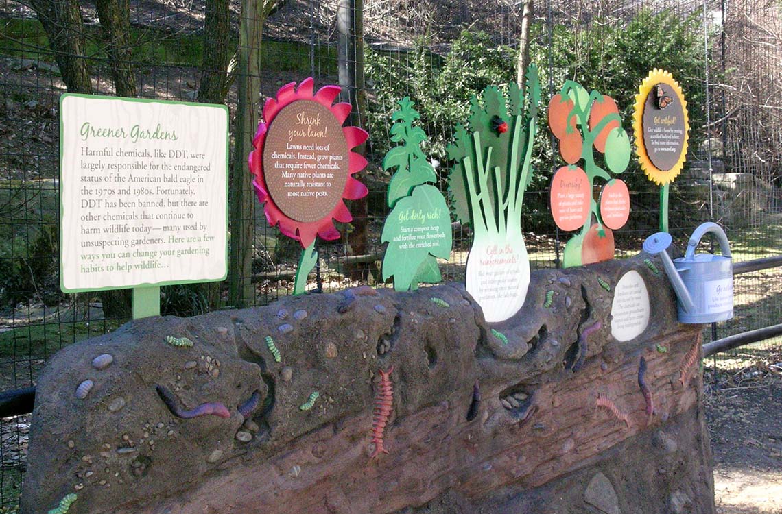 Philadelphia Zoo bald eagle exhibit signage