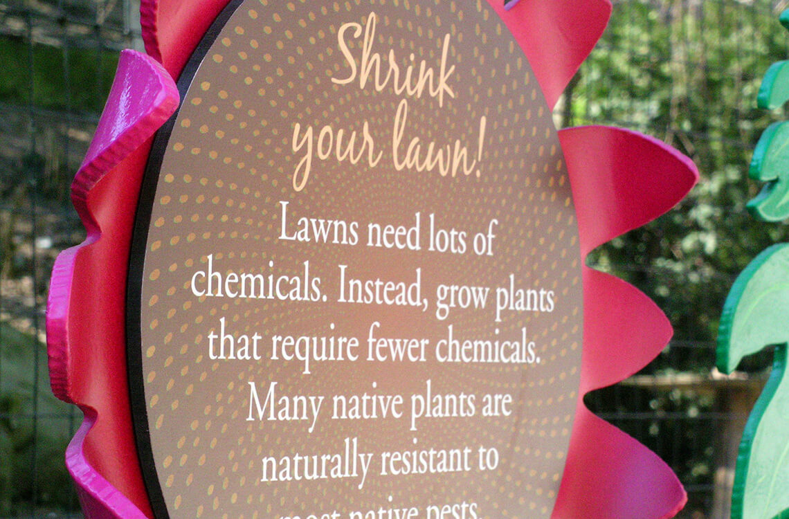 Philadelphia Zoo bald eagle exhibit flower sign